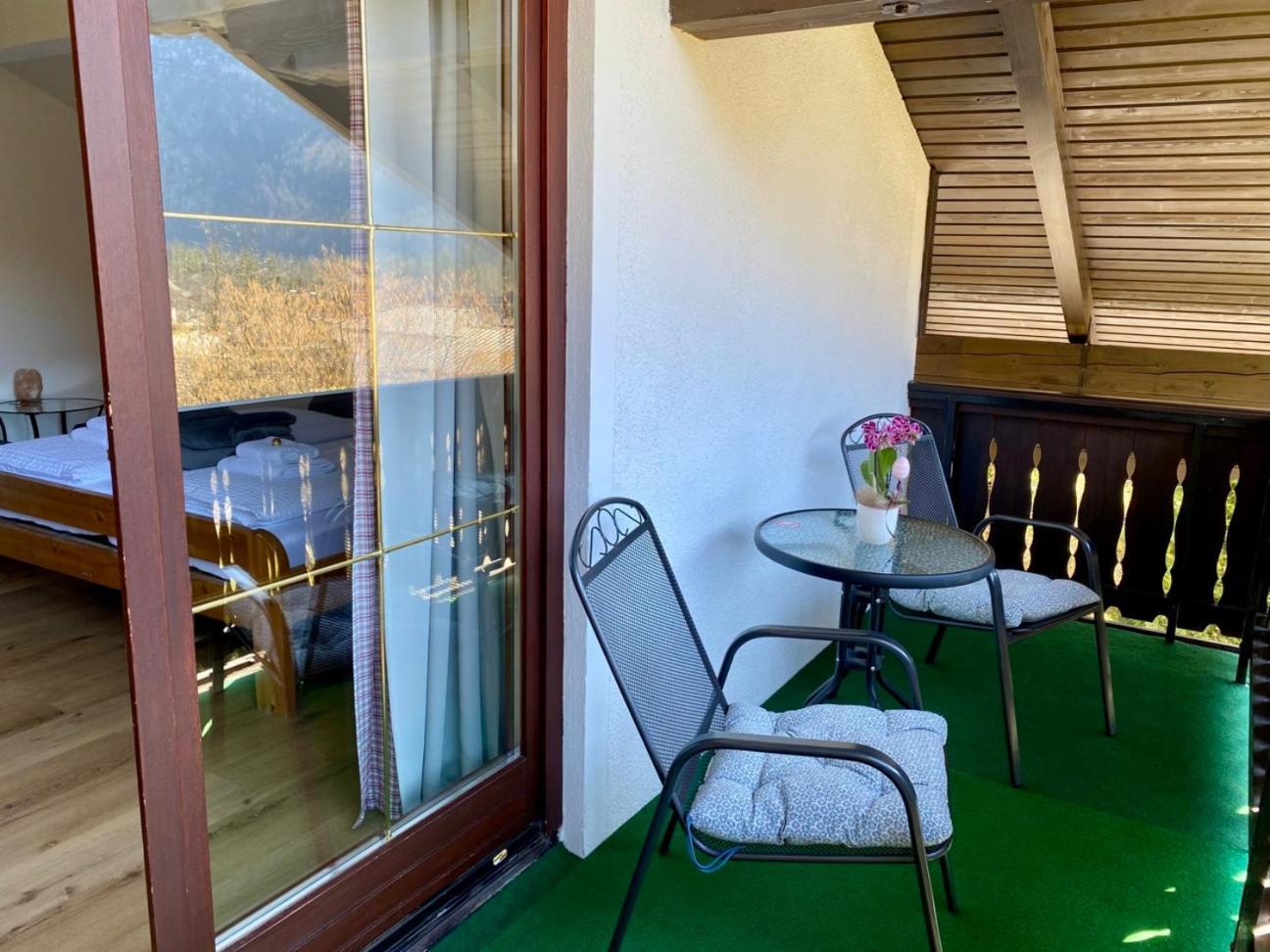 Haus Salzkristall โอเบอร์ทราวน์ ภายนอก รูปภาพ